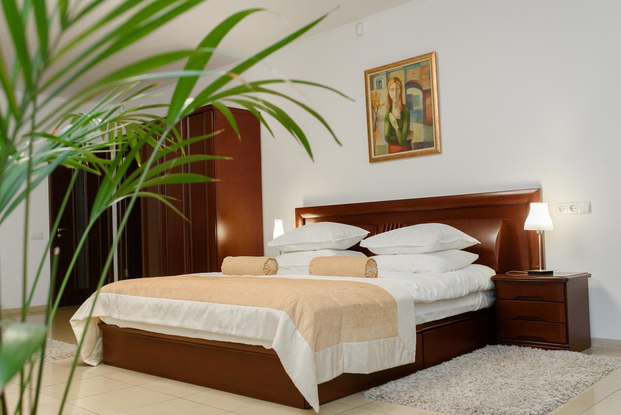M&M Aparthotel Sumy Εξωτερικό φωτογραφία
